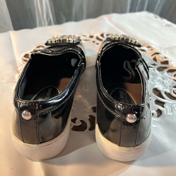 Michael Kors black shiny sneakers with cute silver stones. Very comfortable 8.5 - Picture 7 of 9